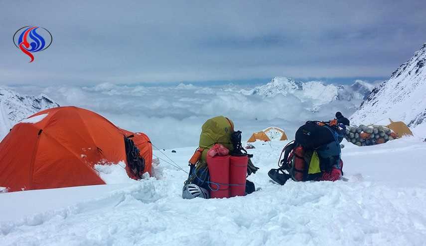 اتصال گیرنده جی‌پی‌اس به متقاضیان فتح قله اورست