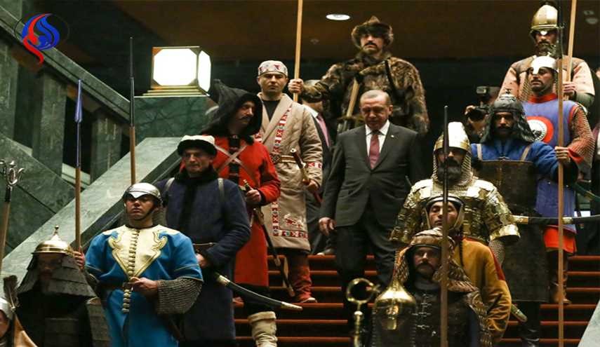 السلطان أردوغان يُطارد معارضيه 