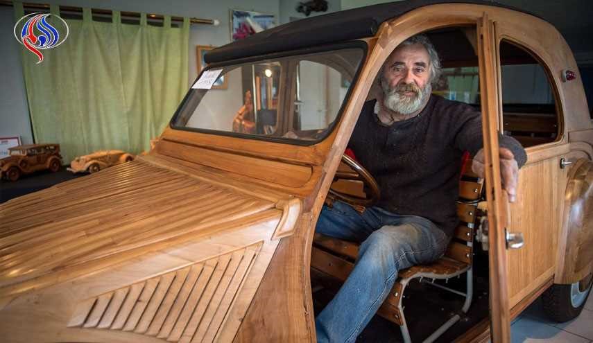 تصاویر+ نجار فرانسوی خودروی چوبی قابل راندن ساخت!