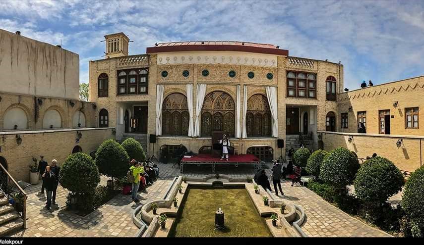 التجول في حي