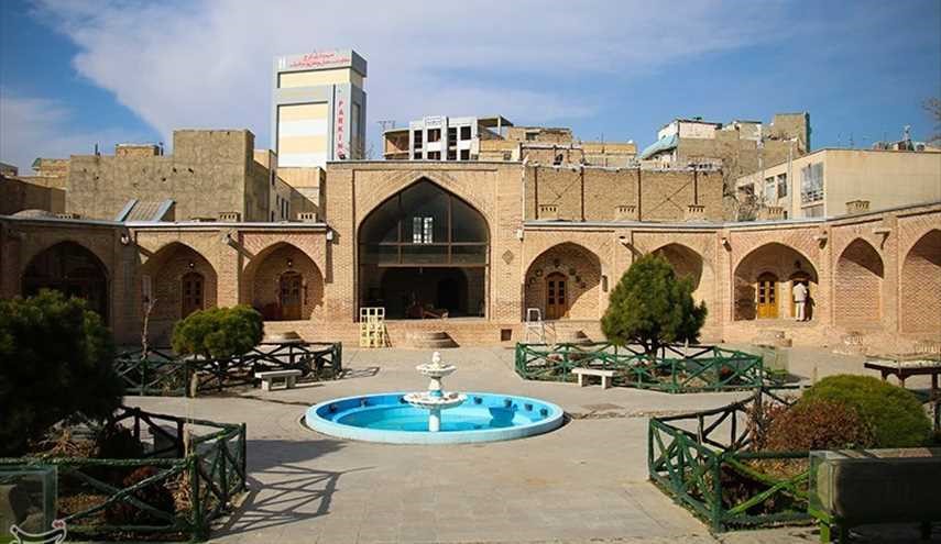 خان عباسي في مدينة كرج