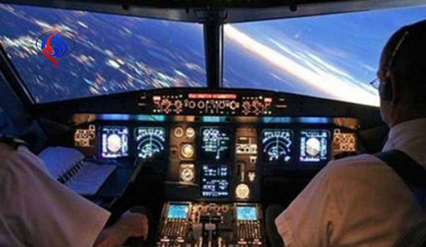 مرگ یک خلبان در کابین هواپیما هنگام پرواز!