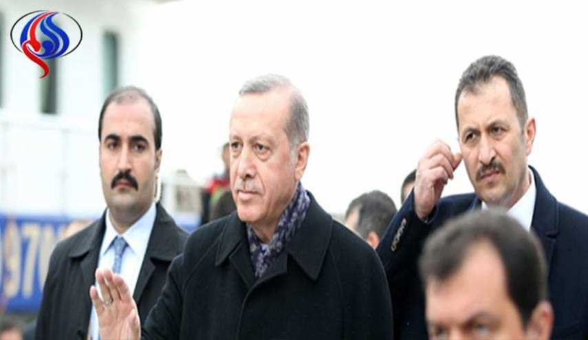 آخر صيحات موضة اردوغان.. اطلاق الشوارب +صور
