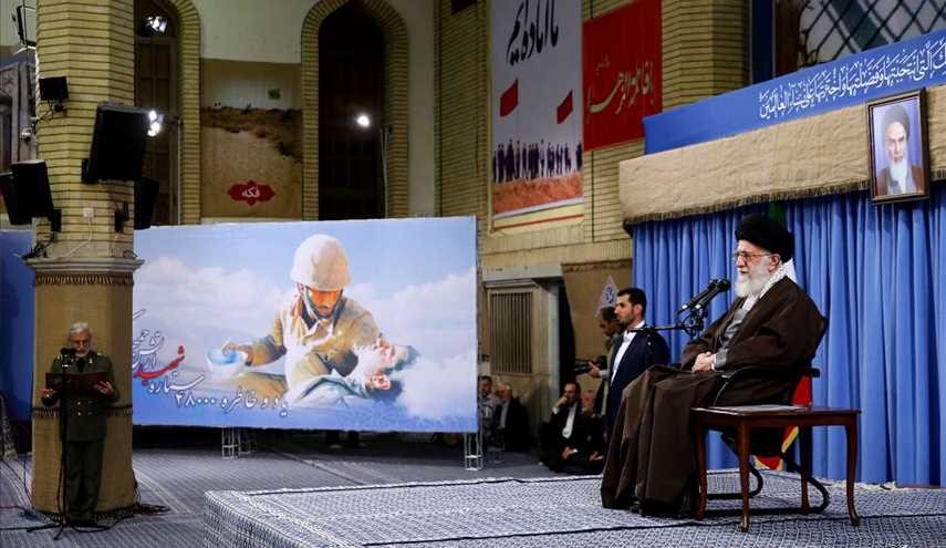 مشاهد من لقاء قادة الجيش مع قائد الثورة الاسلامية