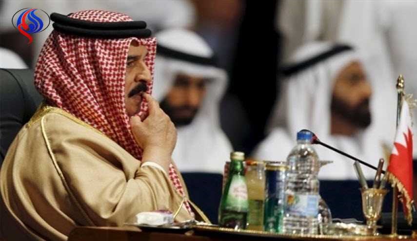 ملك البحرين يصادق على محاكمة المدنيين في محاكم عسكرية!