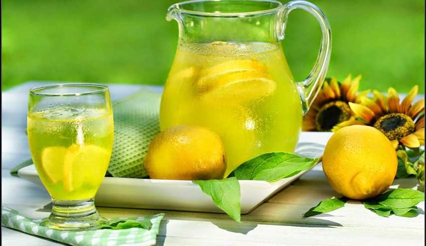 تناول عصير الليمون على الريق .. وهذا ما سيفعله بجسمكم!