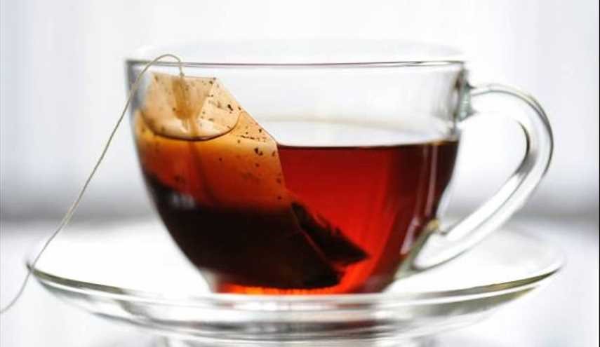أيهما أفضل لصحتك: تحضير الشاي في الابريق أم الميكروويف؟