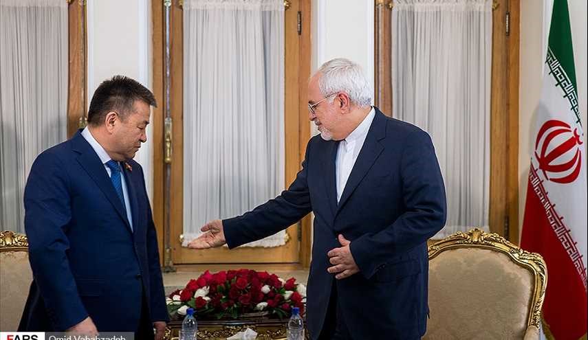 Zarif meets with Kyrgyz Parl. speaker