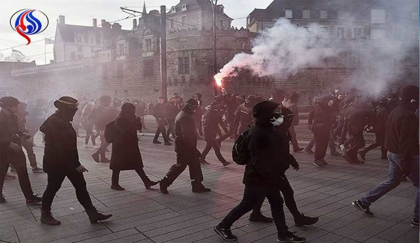 درگیری پلیس فرانسه با معترضان به نامزدهای ریاست‌جمهوری