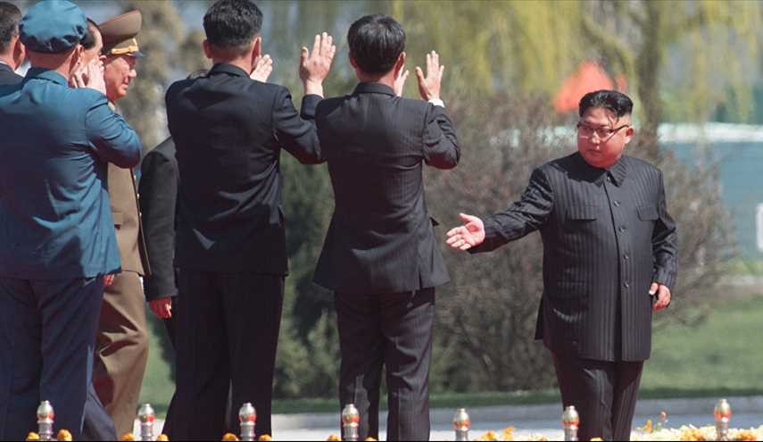 شاهد...ماذا يفعل زعيم كوريا الشمالية والعالم يرتعش خوفا من حرب نووية