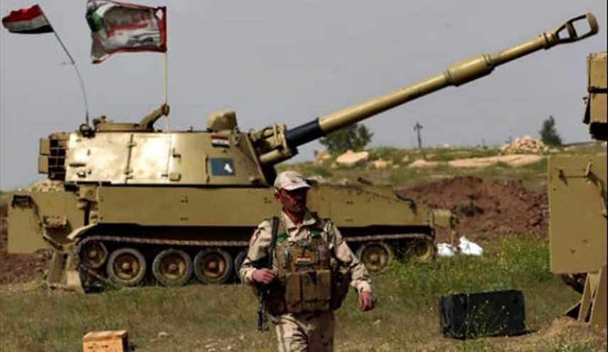 Iraqi Army's Artillery Units Pound ISIL Positions in Mosul