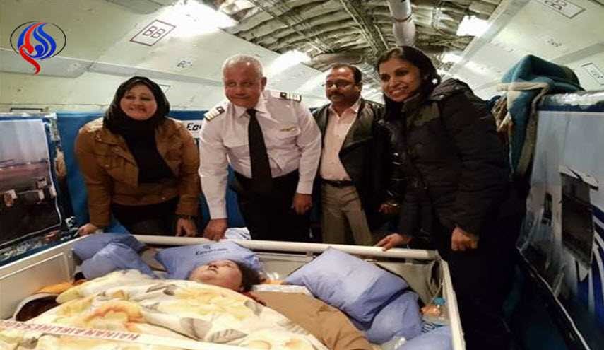 المصرية التي فقدت 300 كغم من وزنها تصل الى ابوظبي...ماذا حل بها الان؟!