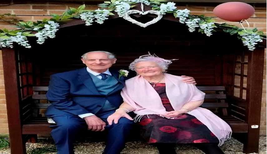 تعرف على أكبر عروسين بريطانيين.. مجموع عمرهما 165 سنة‎