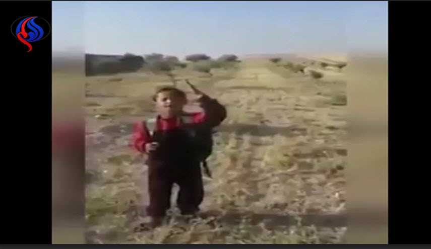 غضب بين اللبنانيين بسبب فيديو لطفل سوري