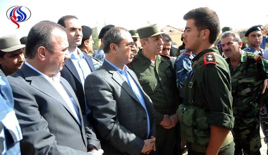 اجتماع وزير الداخلية السوري مع قوى الأمن الداخلي قبيل إعلان حي الوعر آمنا