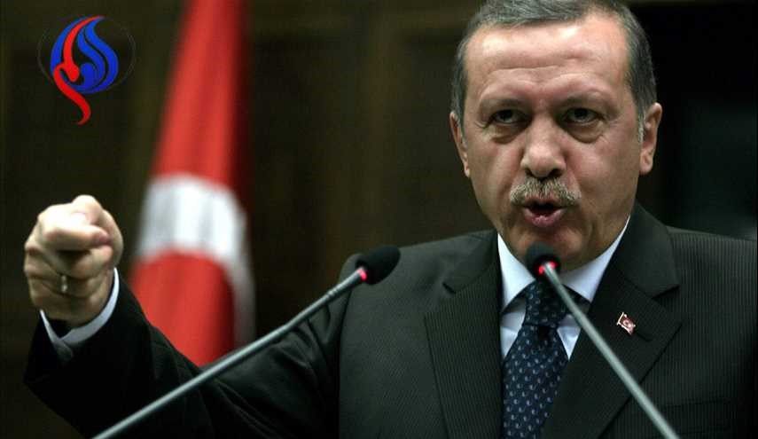 صورة.. لهذا السبب أردوغان يطيح بمذيعة تركية من الظهور على الشاشة!