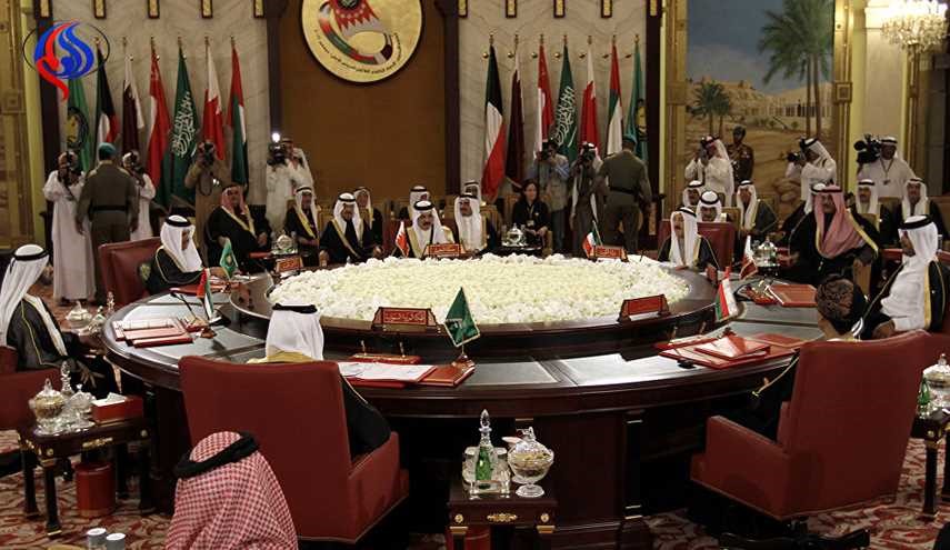 آتش جنگ رسانه‌ای میان قطر و عربستان زبانه می‌کشد