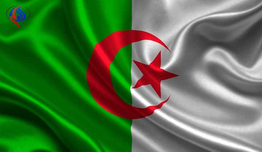 أول تعليق من الجزائر على قطع دول عربية علاقاتها مع قطر