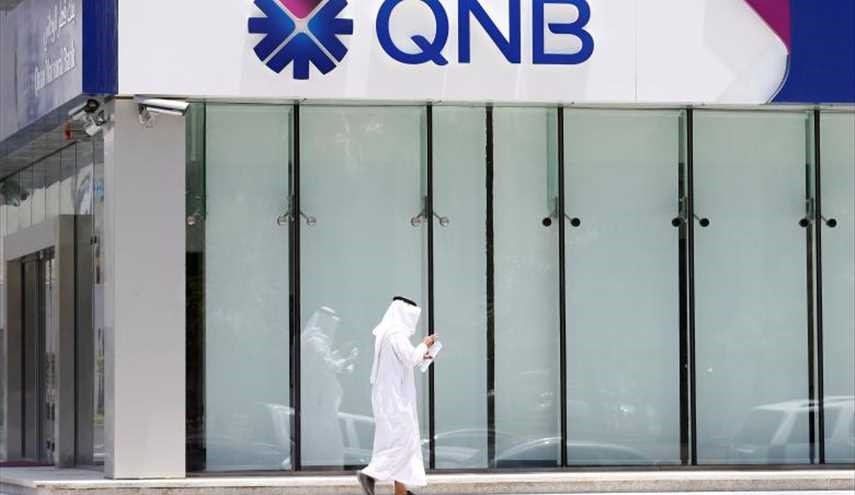 Qatari riyal under pressure as Saudi, UAE banks delay Qatar deals