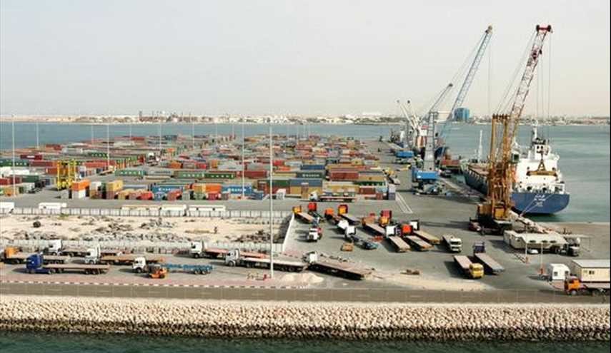 Qatar Begins Shipping Cargo Through Oman to Bypass Gulf Rift