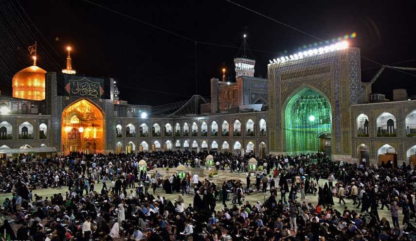 مراسم احياء الليلة التاسعة عشر من شهر رمضان في الحرم الرضوي