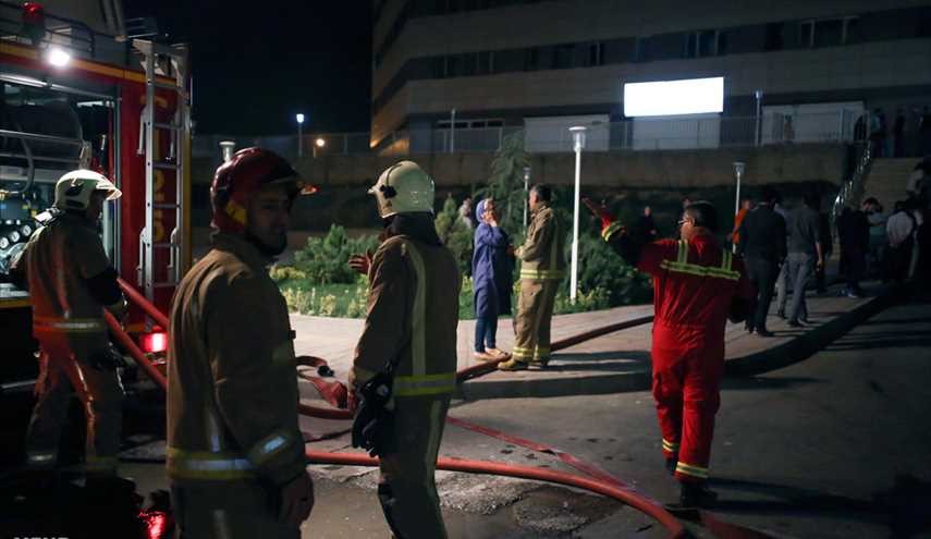 حريق طفيفة الواردة في برج السكني في طهران