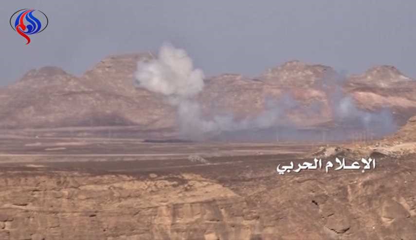 المدفعية اليمنية تدك مواقع وتجمعات الجيش السعودي في مناطق مختلفة
