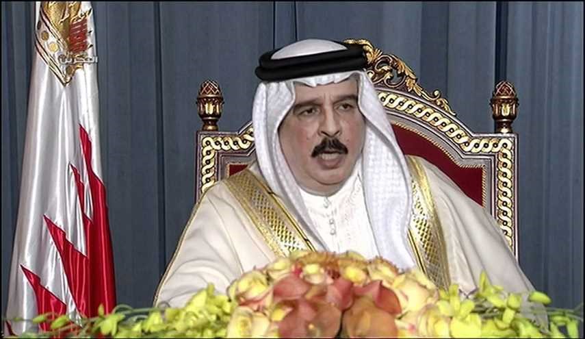 نذر التحضيرات للتصعيد العسكري ضد قطر.. تذهب بماء وجه ملك البحرين