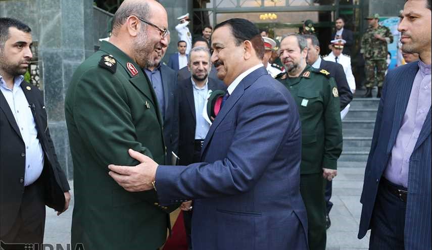Iraqi defense min. officially welcomed in Tehran