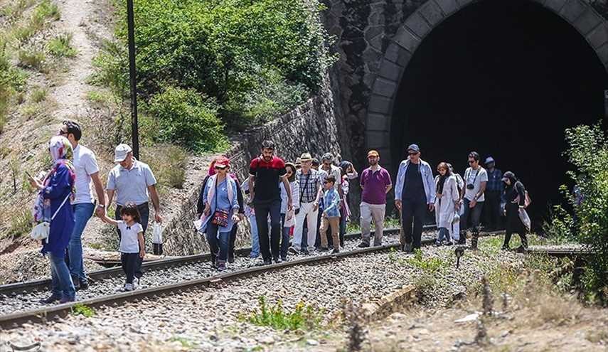 رحلة ليوم واحد بواسطة القطار على طريق الشمال الايراني