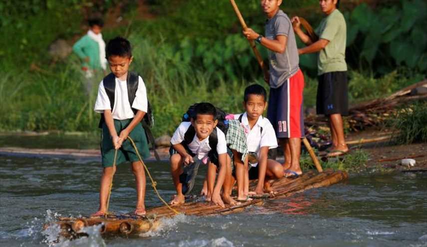 سفر الطلبة الطويل الى  المدرسة