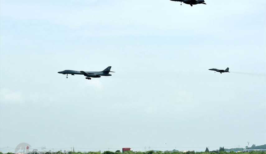 حاملات القنابل الاميركية تحلق فوق شبه الجزيرة الكورية