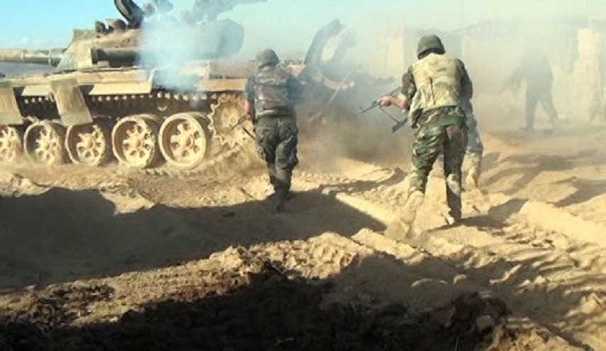 قتال شرس بين داعش والجيش السوري بمنطقة جبال الشومرية