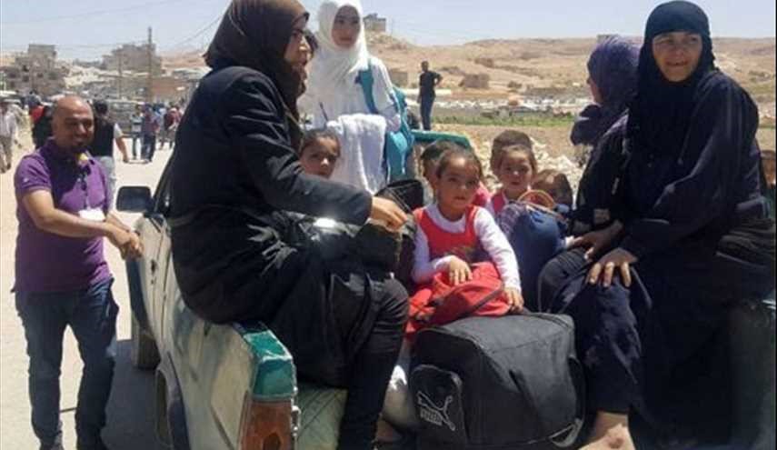 أكثر من 7،700 إرهابي، أفراد الأسرة يغادرون مرتفعات لبنان الشرقي