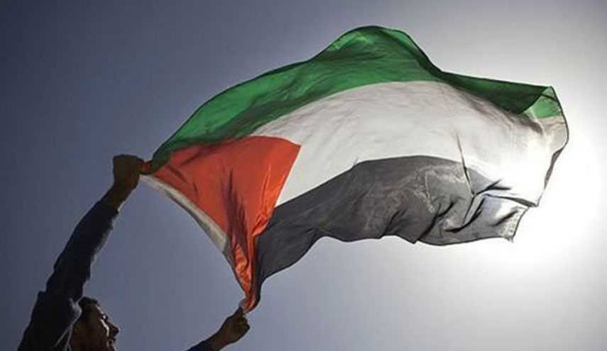 حبس أردني وتغريمه لرفعه علم دولة ”أجنبية”.. هي فلسطين!