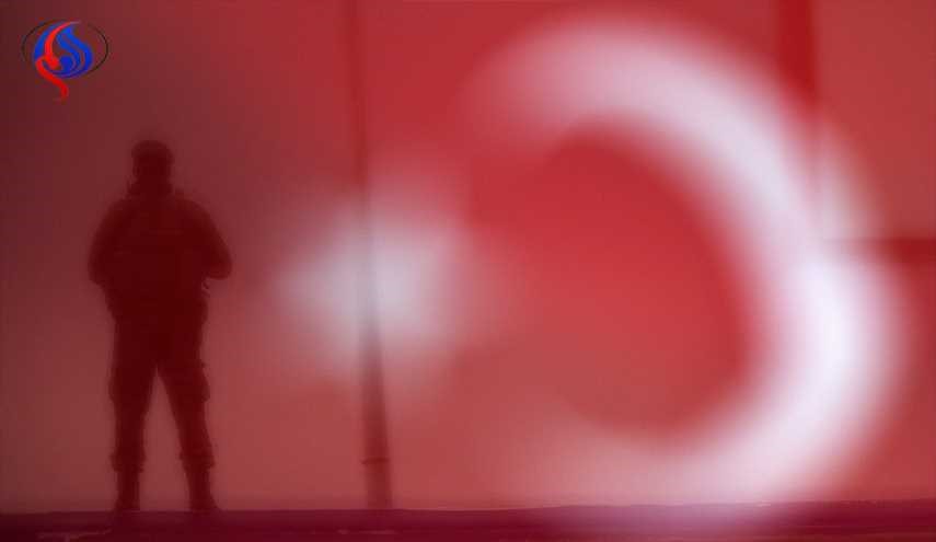 السلطات التركية تأمر باعتقال 35 صحفيا بتهمة دعم الانقلاب
