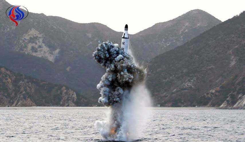صور تظهر استعدادات كوريا الشمالية لإطلاق صواريخ من غواصة
