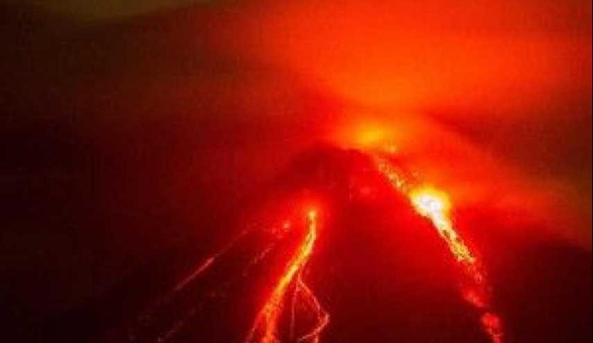 قلق وترقب.. بعد اكتشاف أكبر “منطقة بركانية بالعالم”
