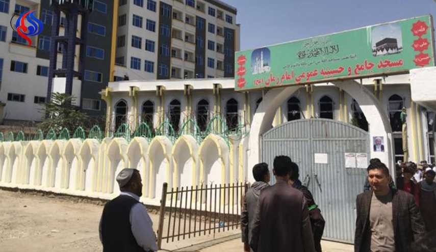 إرتفاع حصيلة الاعتداء على مسجد في كابول والأفغان يشيعون الشهداء
