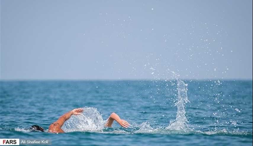 بالصور.. بطولة السباحة في المياه المفتوحة شمالي ايران