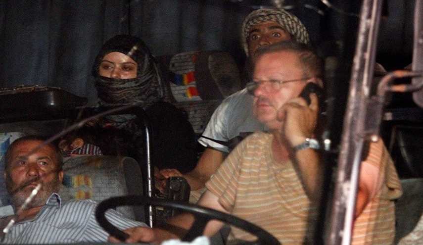 قافلة داعش المتجهة إلى شرق سوريا تائهة في الصحراء