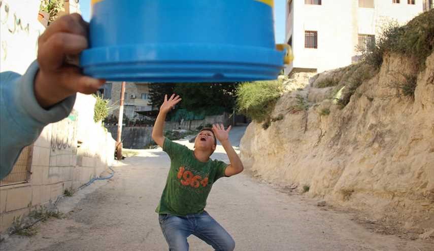 شباب فلسطينيون يبدون عن مواهبهم من خلال التصوير الفوتوغرافي