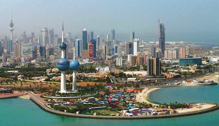 الكويت تخفض نسبة الموظفين الأجانب