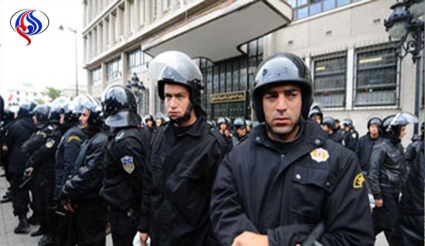 الشرطة التونسية تلقى القبض على عنصريين تكفيريين وتفكك شبكة إرهابية