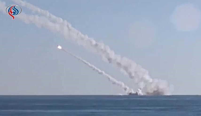 غواصتان روسيتان تطلقان صواريخ مجنحة من المتوسط نحو مواقع داعش بدير الزور