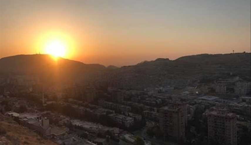 بالصور، شروق الشمس في العاصمة دمشق