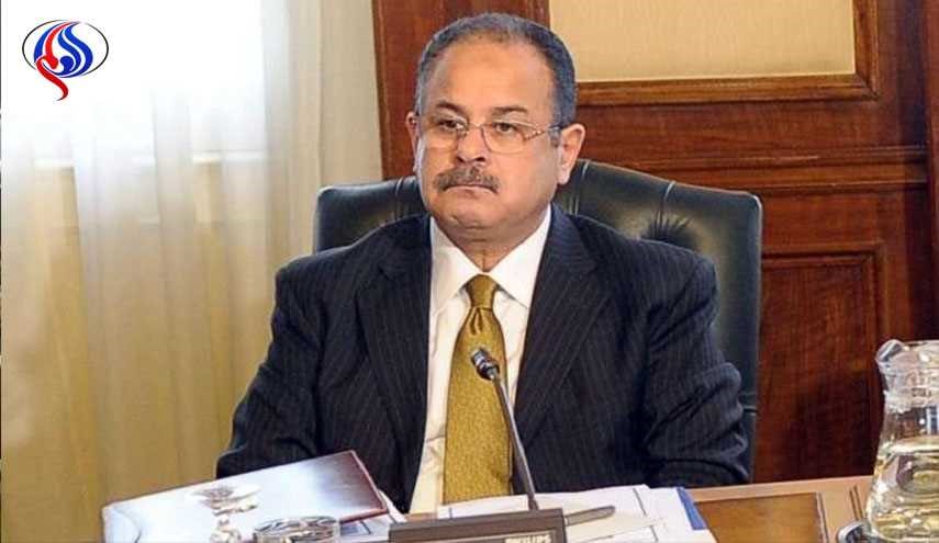 وزير الداخلية المصري يحذر عناصر الأمن