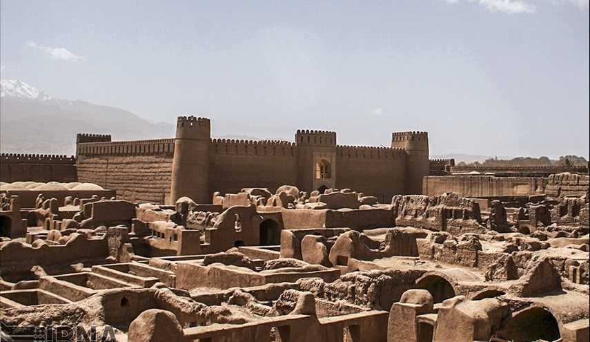 المعالم السیاحیة والاثریة فی محافظة کرمان
