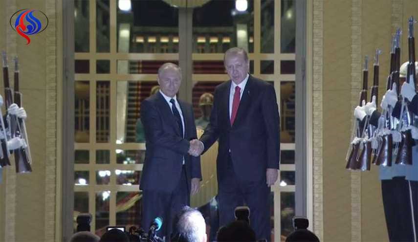 أردوغان يستقبل بوتين في القصر الرئاسي بأنقرة