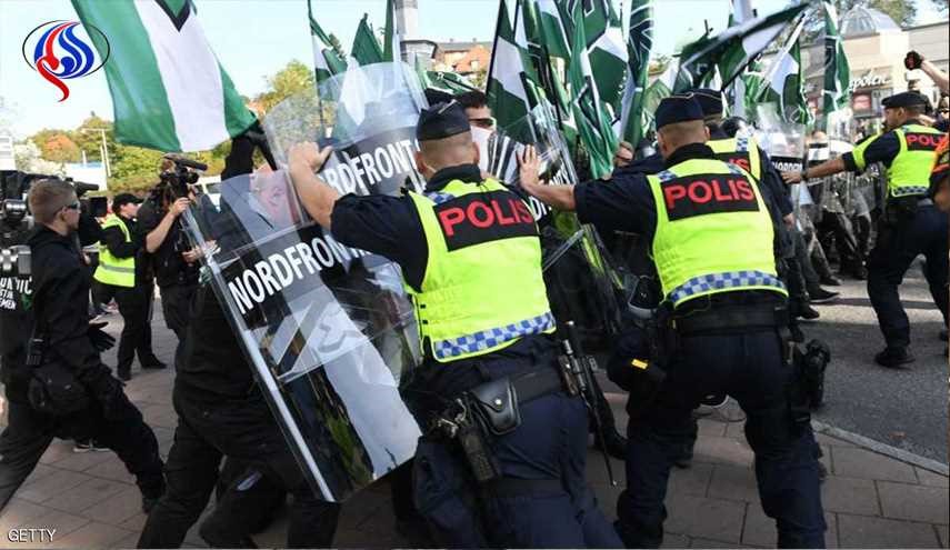 اعتقال العشرات خلال مسيرة للنازيين الجدد بالسويد